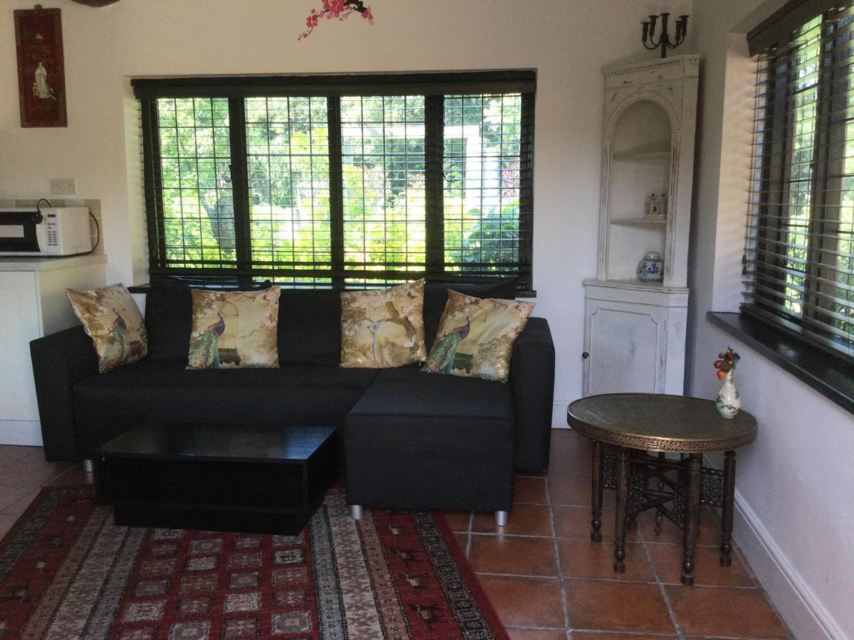The Garth Guest Suite Studio Cottage Lingfield Zewnętrze zdjęcie